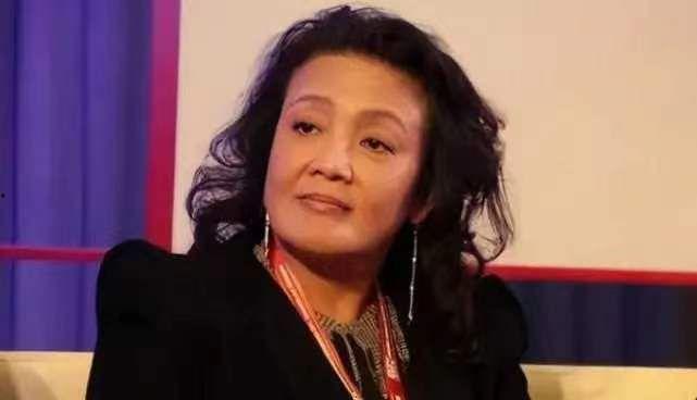 张兰老员工爆料视频大全,揭秘餐饮帝国背后的真相  第1张